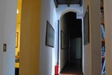 Uno scorcio caratteristico della biblioteca